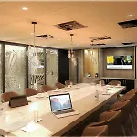 Ξενοδοχείο Niepce Paris, Curio Collection By Hilton 4*