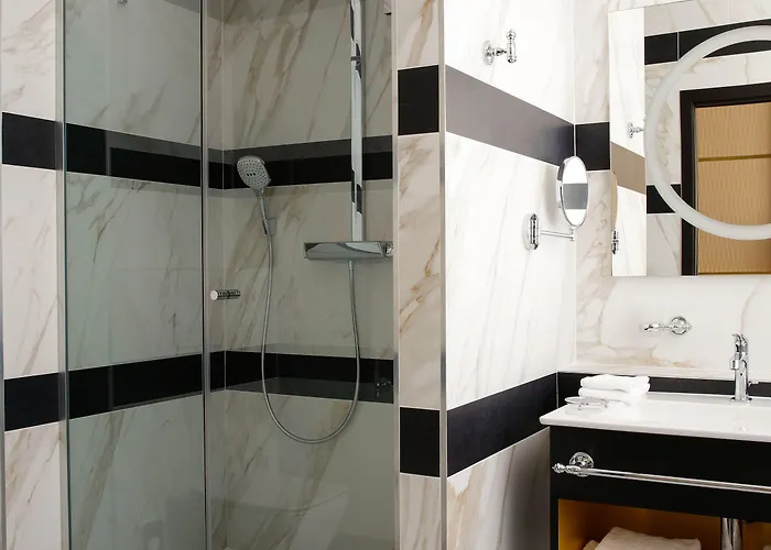 Niepce Paris, Curio Collection By Hilton 4* Parigi