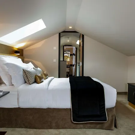 Niepce Paris, Curio Collection By Hilton