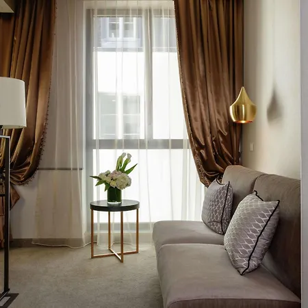 Niepce Paris, Curio Collection By Hilton Hotel Paris