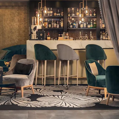 Hotel Niepce Paris, Curio Collection By Hilton 4*