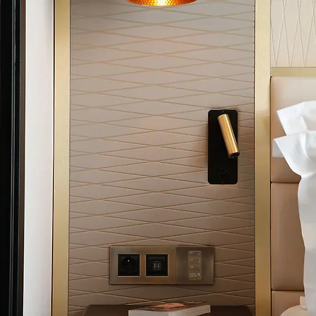 Hotel Niepce Paris, Curio Collection By Hilton Paris