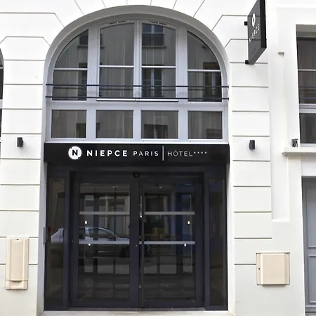 Niepce Paris, Curio Collection By Hilton Hotel Paris