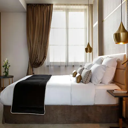 Niepce Paris, Curio Collection By Hilton Hotel Paris