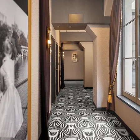 Niepce Paris, Curio Collection By Hilton