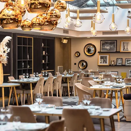 Hotel Niepce Paris, Curio Collection By Hilton 4*