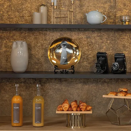 Hotel Niepce Paris, Curio Collection By Hilton Parigi
