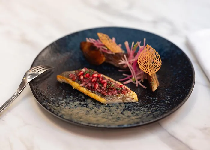 Niepce Paris, Curio Collection By Hilton 4*