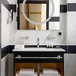 Niepce Paris, Curio Collection By Hilton 4*